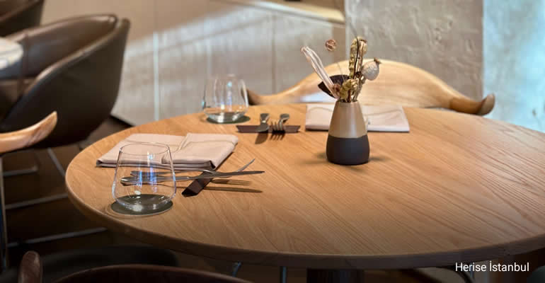 Tadım Menüsü: Gurme Deneyimin Kapılarını Aralayın